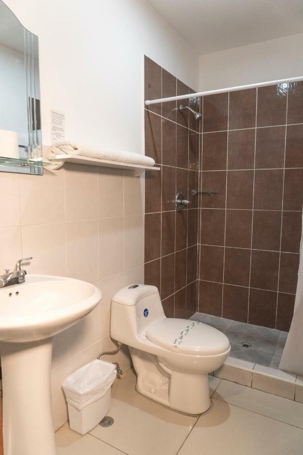 سان بيدرو سولا Micro Hotel Rio De Piedras المظهر الخارجي الصورة