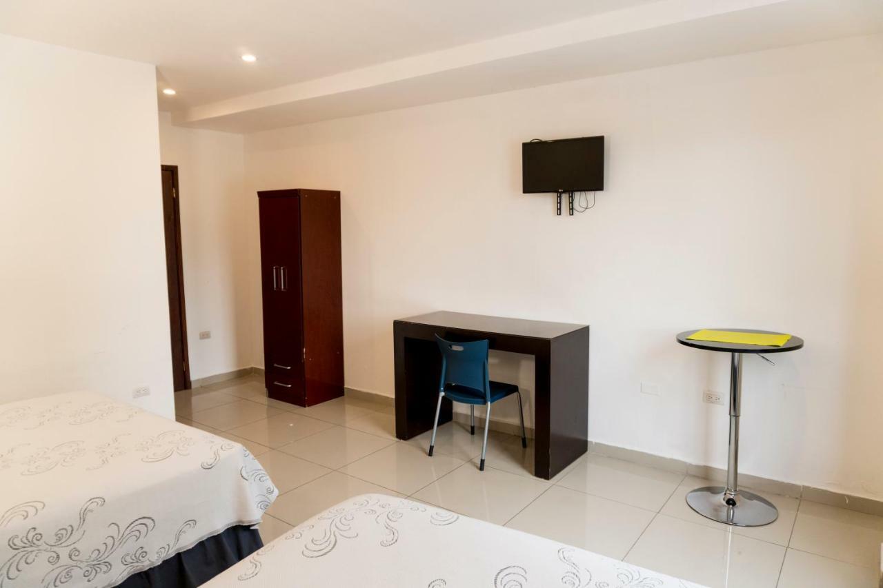 سان بيدرو سولا Micro Hotel Rio De Piedras المظهر الخارجي الصورة